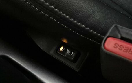 Mitsubishi Outlander III рестайлинг 3, 2017 год, 1 925 000 рублей, 26 фотография