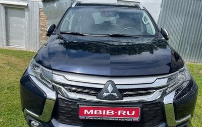 Mitsubishi Pajero Sport III рестайлинг, 2017 год, 3 500 000 рублей, 1 фотография