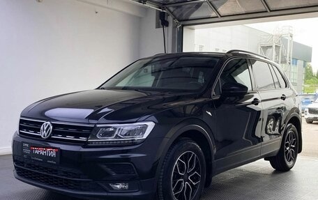 Volkswagen Tiguan II, 2020 год, 2 820 000 рублей, 1 фотография