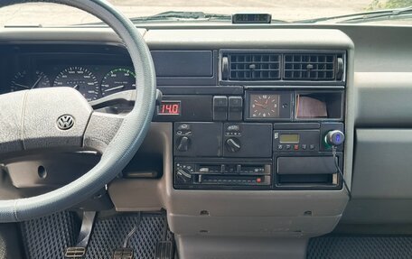 Volkswagen Caravelle T4, 1991 год, 750 000 рублей, 9 фотография