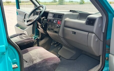 Volkswagen Caravelle T4, 1991 год, 750 000 рублей, 10 фотография