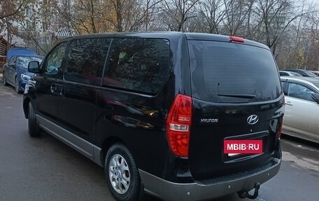 Hyundai H-1 II рестайлинг, 2012 год, 1 560 000 рублей, 7 фотография
