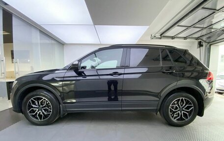 Volkswagen Tiguan II, 2020 год, 2 820 000 рублей, 10 фотография