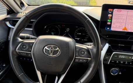 Toyota Harrier, 2022 год, 4 800 000 рублей, 12 фотография
