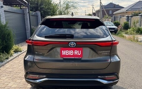Toyota Harrier, 2022 год, 4 800 000 рублей, 7 фотография