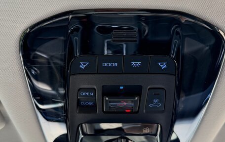Toyota Harrier, 2022 год, 4 800 000 рублей, 16 фотография
