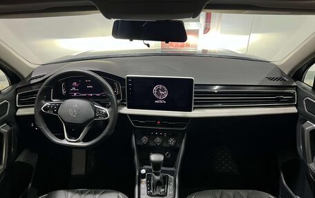 Volkswagen Tiguan II, 2022 год, 2 446 000 рублей, 8 фотография