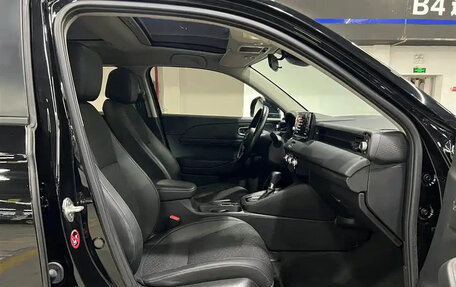 Honda Vezel, 2023 год, 1 925 000 рублей, 8 фотография