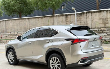 Lexus NX I, 2021 год, 3 000 000 рублей, 6 фотография