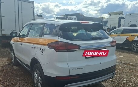 Geely Atlas, 2023 год, 1 355 000 рублей, 4 фотография