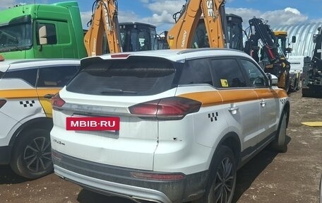 Geely Atlas, 2024 год, 1 410 000 рублей, 4 фотография