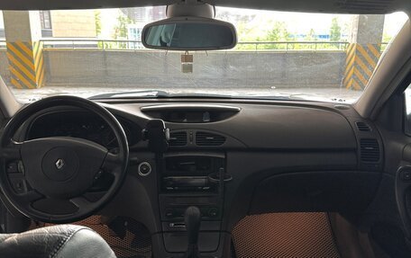 Renault Laguna II, 2004 год, 550 000 рублей, 10 фотография