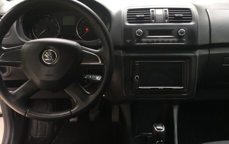 Skoda Fabia II, 2013 год, 650 000 рублей, 5 фотография