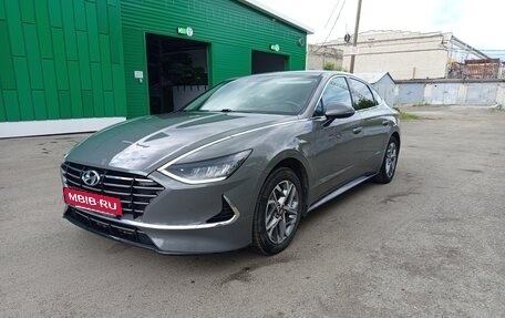 Hyundai Sonata VIII, 2019 год, 2 199 000 рублей, 2 фотография