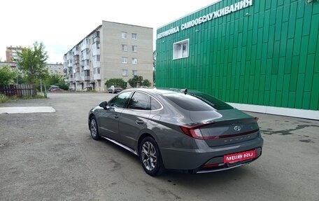 Hyundai Sonata VIII, 2019 год, 2 199 000 рублей, 3 фотография