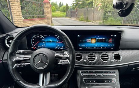 Mercedes-Benz E-Класс, 2021 год, 3 300 000 рублей, 7 фотография