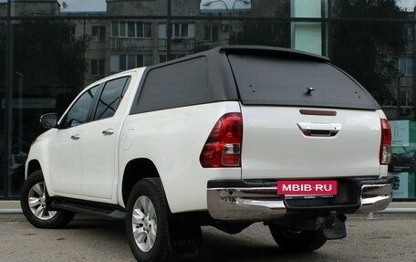 Toyota Hilux VIII, 2020 год, 4 370 000 рублей, 7 фотография