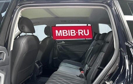 Volkswagen Tiguan II, 2022 год, 2 379 000 рублей, 12 фотография