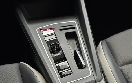 Volkswagen Golf VIII, 2024 год, 1 626 000 рублей, 15 фотография