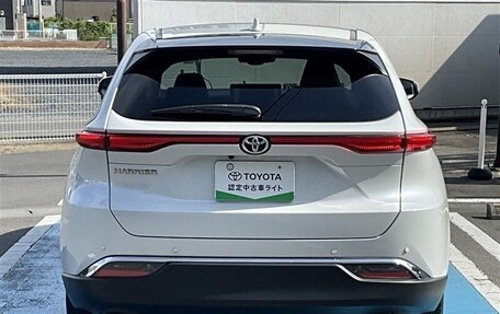 Toyota Harrier, 2025 год, 3 300 000 рублей, 6 фотография