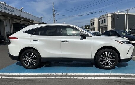 Toyota Harrier, 2025 год, 3 300 000 рублей, 4 фотография