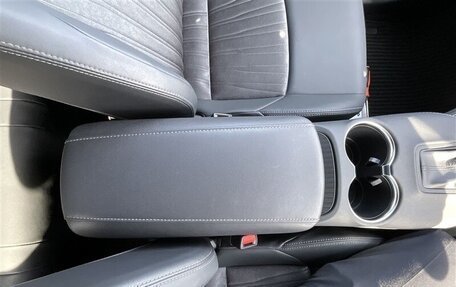 Toyota Harrier, 2025 год, 3 300 000 рублей, 30 фотография