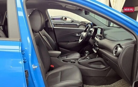 Hyundai Kona I, 2022 год, 1 760 000 рублей, 7 фотография