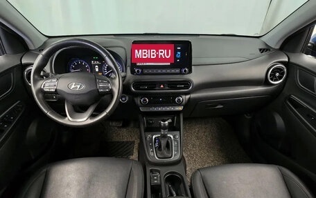 Hyundai Kona I, 2022 год, 1 760 000 рублей, 5 фотография
