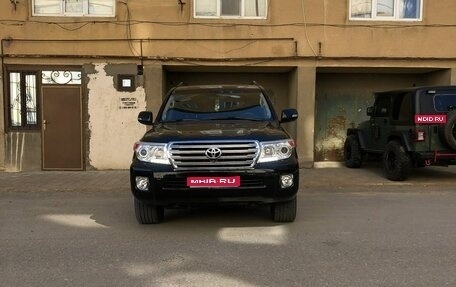 Toyota Land Cruiser 200, 2013 год, 3 550 000 рублей, 1 фотография