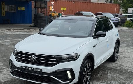 Volkswagen T-Roc I, 2023 год, 1 820 000 рублей, 3 фотография