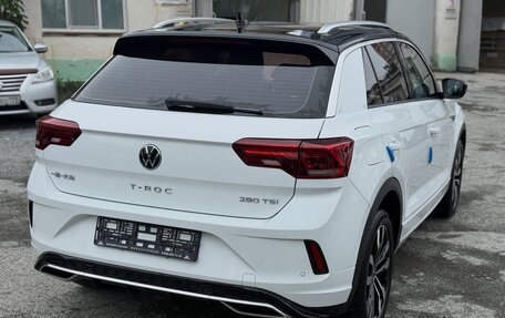 Volkswagen T-Roc I, 2023 год, 1 820 000 рублей, 6 фотография
