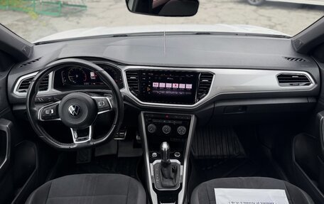 Volkswagen T-Roc I, 2023 год, 1 820 000 рублей, 8 фотография