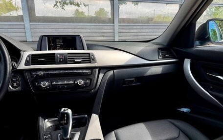 BMW 3 серия, 2013 год, 1 325 000 рублей, 14 фотография