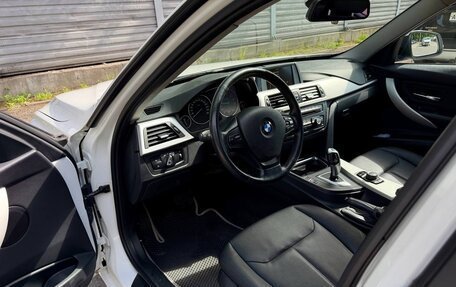 BMW 3 серия, 2013 год, 1 325 000 рублей, 16 фотография