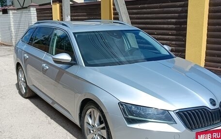 Skoda Superb III рестайлинг, 2019 год, 2 800 000 рублей, 9 фотография