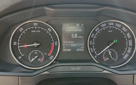 Skoda Superb III рестайлинг, 2019 год, 2 800 000 рублей, 35 фотография