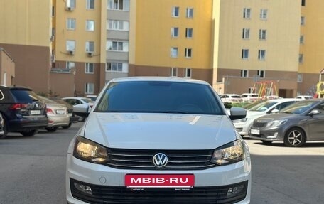 Volkswagen Polo VI (EU Market), 2018 год, 590 000 рублей, 2 фотография