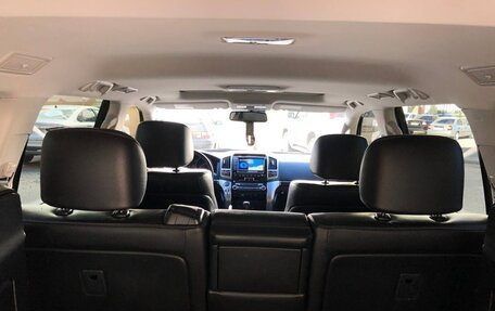 Toyota Land Cruiser 200, 2013 год, 3 550 000 рублей, 7 фотография