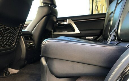Toyota Land Cruiser 200, 2013 год, 3 550 000 рублей, 8 фотография