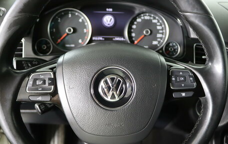 Volkswagen Touareg III, 2011 год, 1 799 990 рублей, 11 фотография