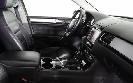 Volkswagen Touareg III, 2011 год, 1 799 990 рублей, 14 фотография