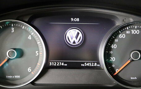 Volkswagen Touareg III, 2011 год, 1 799 990 рублей, 18 фотография