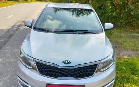 KIA Rio III рестайлинг, 2016 год, 105 000 рублей, 1 фотография