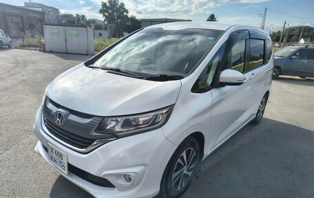 Honda Freed II, 2018 год, 1 620 000 рублей, 2 фотография