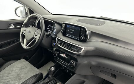 Hyundai Tucson III, 2020 год, 2 600 000 рублей, 20 фотография
