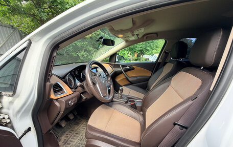 Opel Astra J, 2013 год, 650 000 рублей, 9 фотография