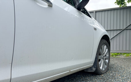 Opel Astra J, 2013 год, 650 000 рублей, 14 фотография