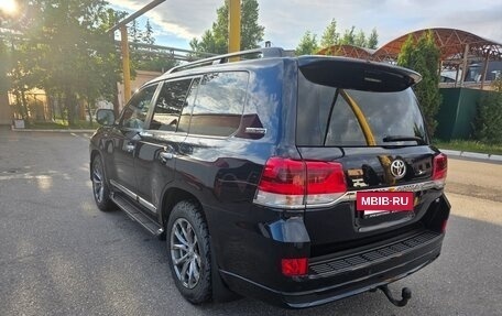 Toyota Land Cruiser 200, 2019 год, 8 500 000 рублей, 4 фотография
