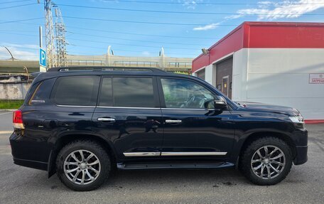 Toyota Land Cruiser 200, 2019 год, 8 500 000 рублей, 7 фотография
