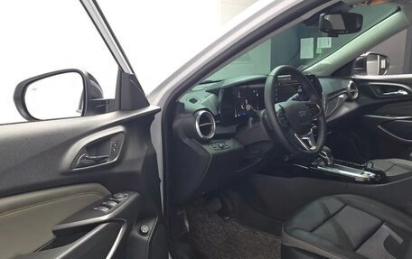 Chevrolet Trax, 2023 год, 1 580 000 рублей, 5 фотография